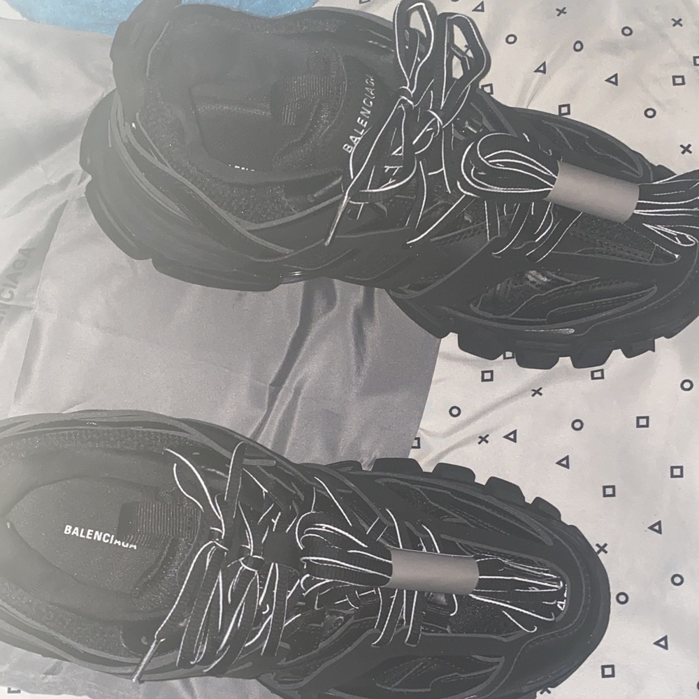 Balenciagas tracks